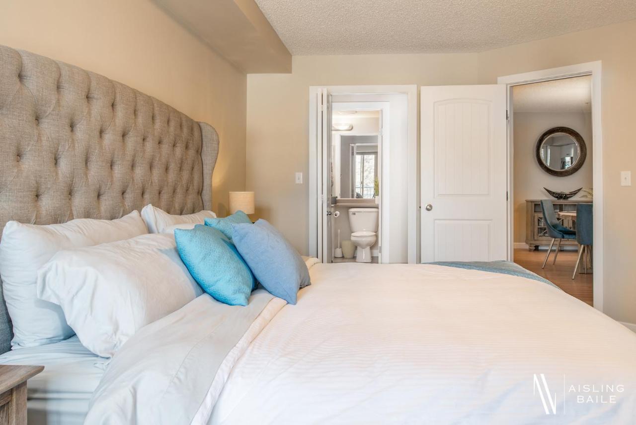 Rustic Modern 2 Bed 2 Bath With Lakeview Pool And Hot Tub Invermere Εξωτερικό φωτογραφία