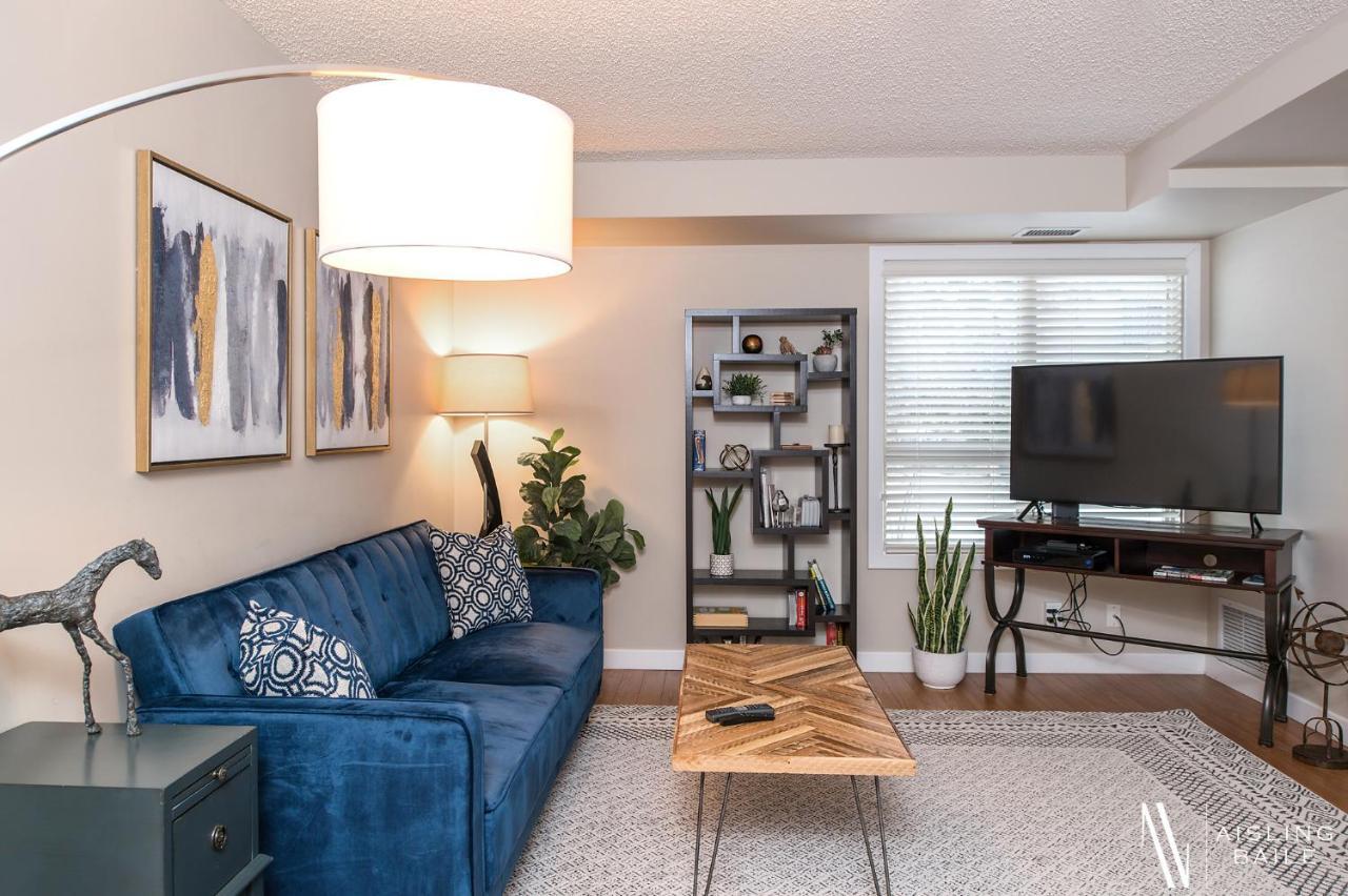 Rustic Modern 2 Bed 2 Bath With Lakeview Pool And Hot Tub Invermere Εξωτερικό φωτογραφία